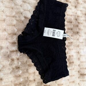 Hanky Panky Black Lace Panties